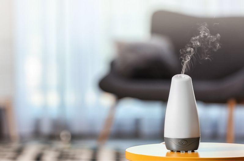 Aroma Diffuser (Category: Bath) located in Kuala Lumpur. Submitted by kent2019 (Listing ID 1031450028, Image 1). Description: 1. Water ：100ml 2. Mist ：30ml/ Hr 3. 22cm x 10cm x 5cm.