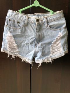 (Category: ) located in . Submitted by emperors_preloved_clothes (Listing ID 1031522540, Image 1). Description: .