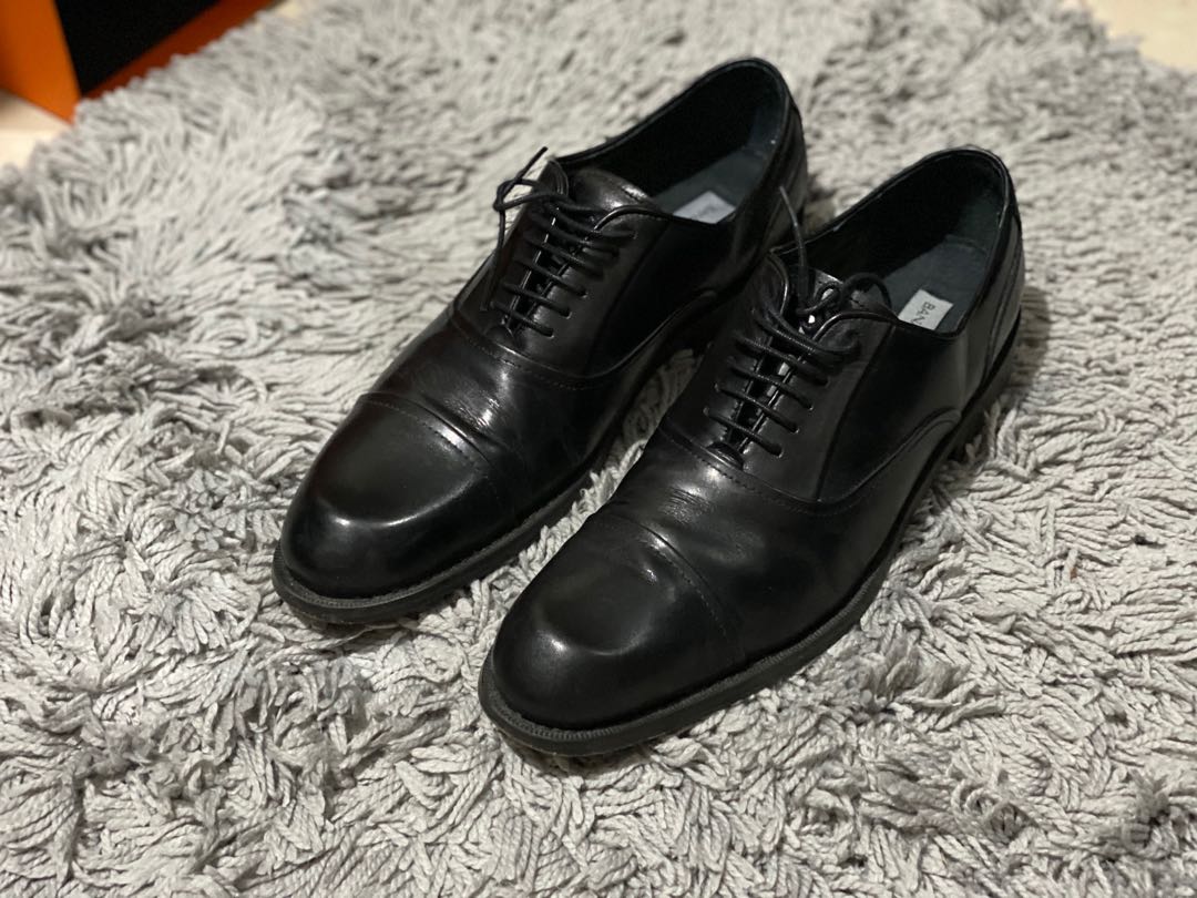 Banana republic black sales shoes