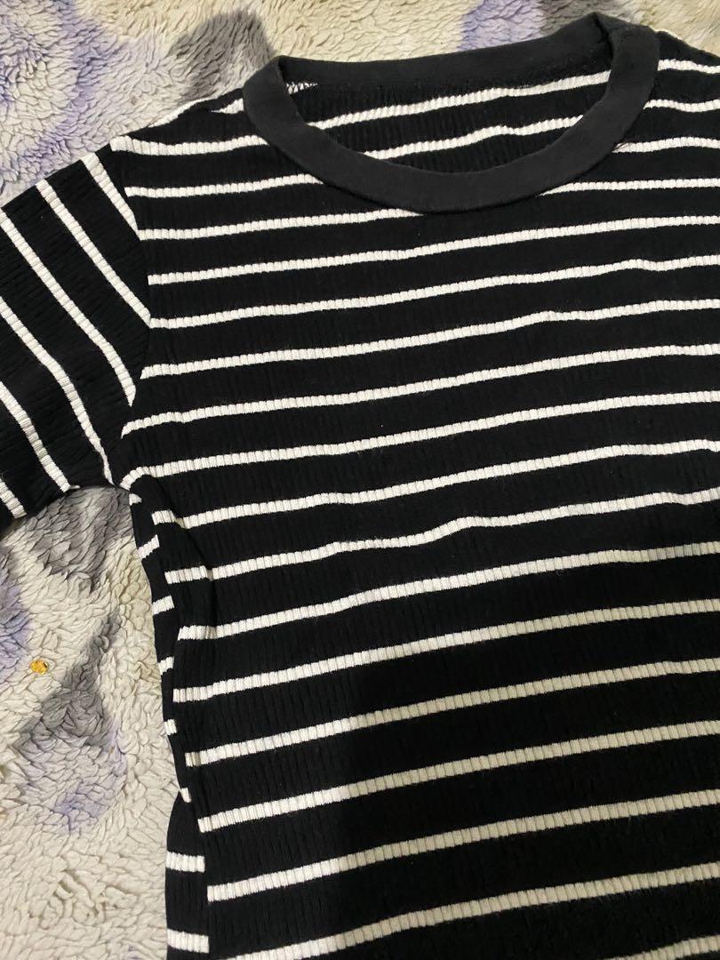 Black and white striped cropped top (Category: Others Tops) located in Las Pinas. Submitted by issaprelovedstuff (Listing ID 1031576614, Image 3). Description: Ribbed crop top See photos of actual .