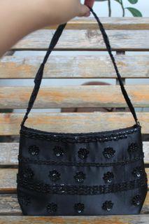 Black baguette bag/kilikili bag w/bead and sequin detailing