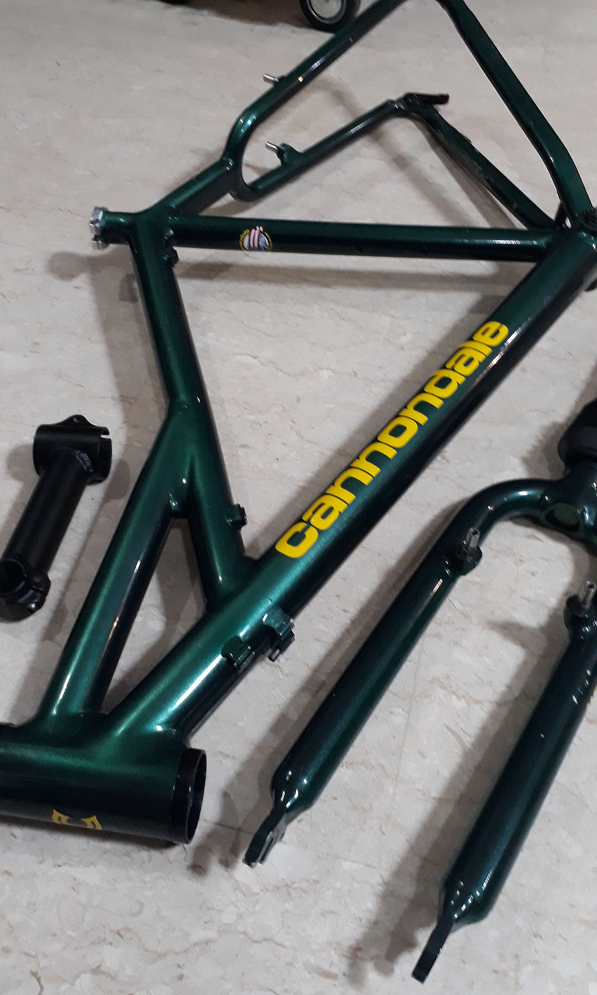 Cannondale v frame best sale