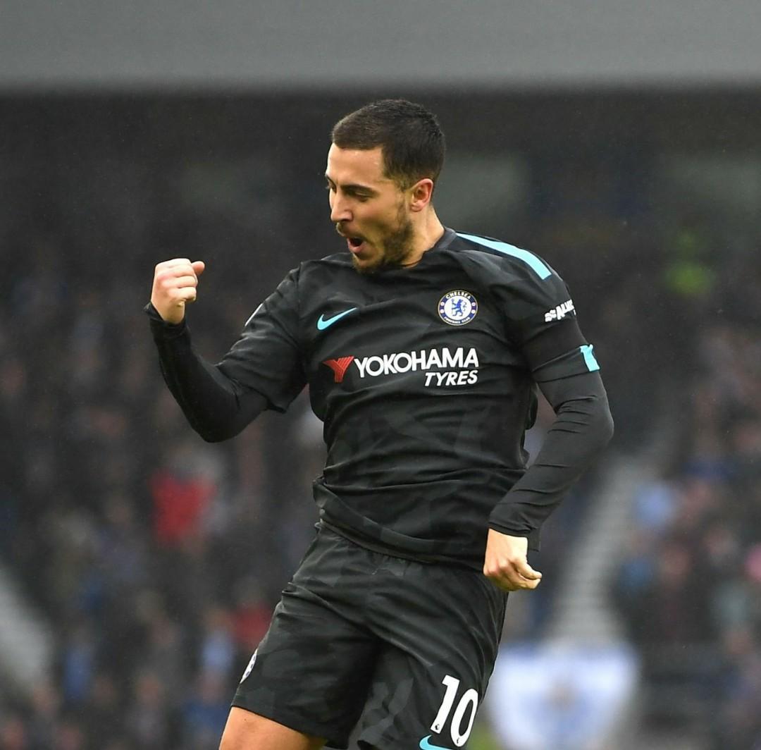 Chelsea third top kit hazard