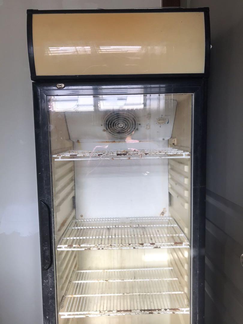 Chiller Peti Ais Kitchen Appliances On Carousell