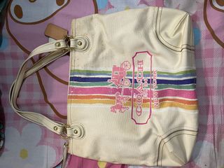 (Category: ) located in . Submitted by vinstan1993 (Listing ID 1031452428, Image 1). Description: .