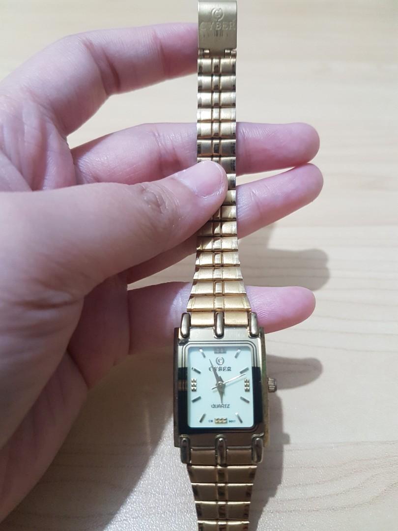 Cyber watch japan quartz price online