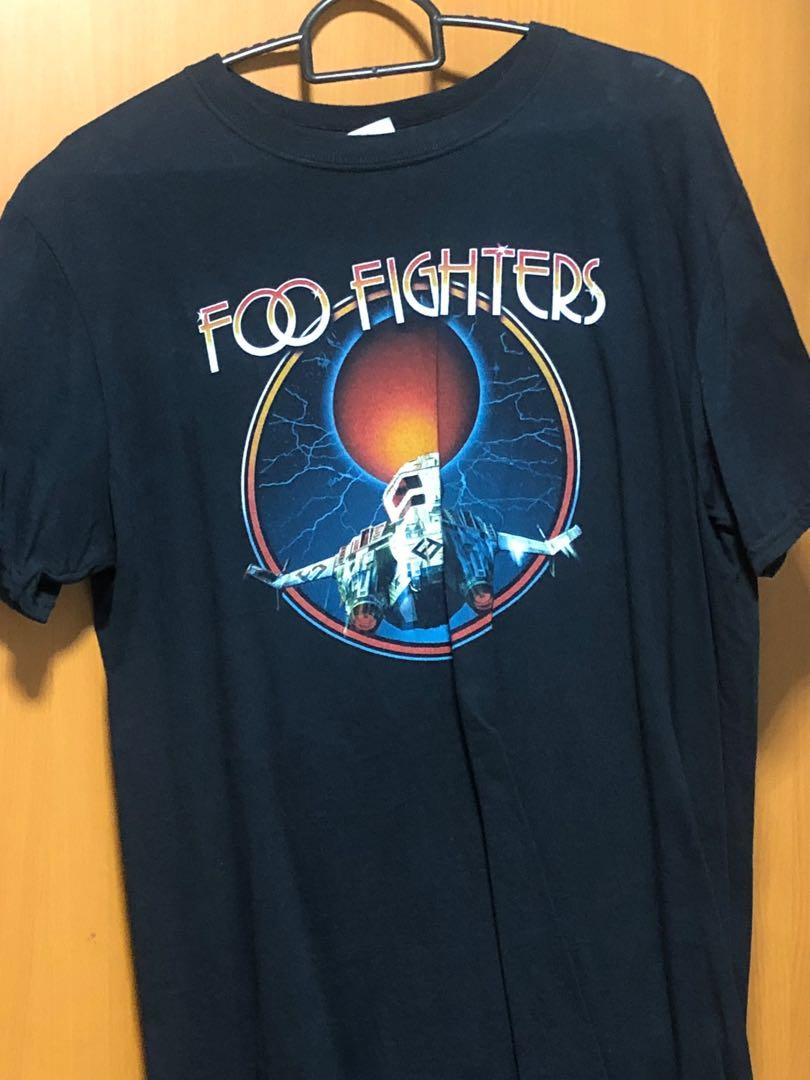 udrydde tjære under Foo Fighters Tour Shirt Live in Singapore Medium, Men's Fashion, Tops &  Sets, Tshirts & Polo Shirts on Carousell