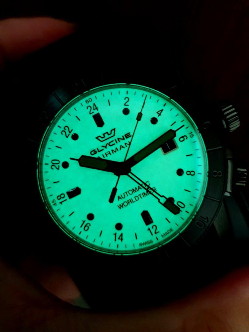 Price reduced Glycine Airman 42 Lume Dial GMT GL0069 Black PVD Worldtimer
