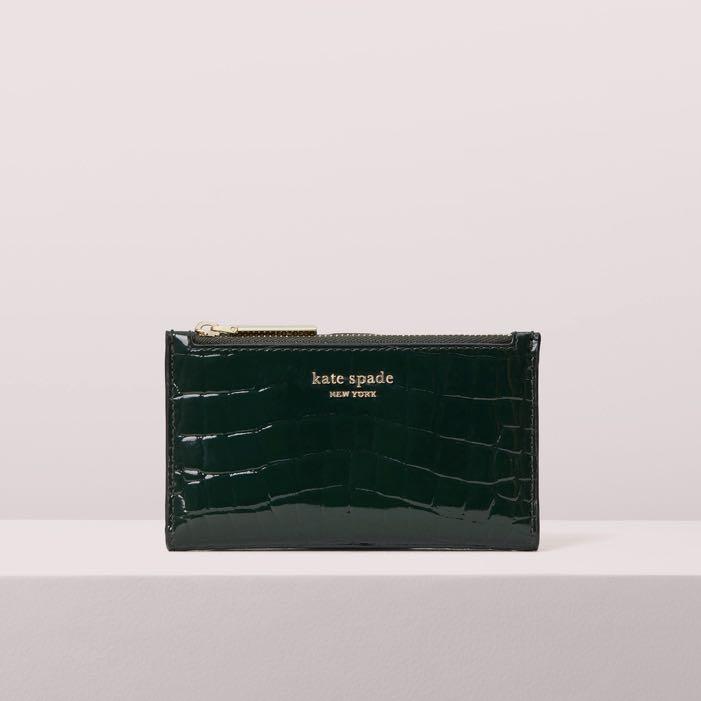 INSTOCK Kate Spade Sylvia Croc Embossed Small Slim Bifold Wallet Deep  Evergreen Dark Green, Women's Fashion, Bags & Wallets, Purses & Pouches on  Carousell