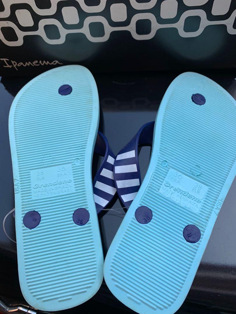 Ipanema Kids EUR38/BRA36 (Category: Slippers & Slides) located in Pasig City. Submitted by gethege (Listing ID 1031551634, Image 2). Description: Brand New Ipanema Boys slippers Still with box.