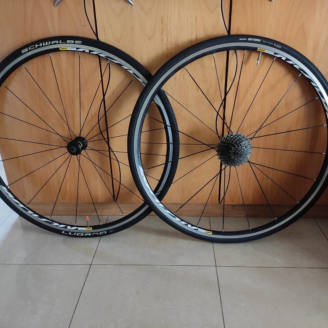 mavic aksium race 700c