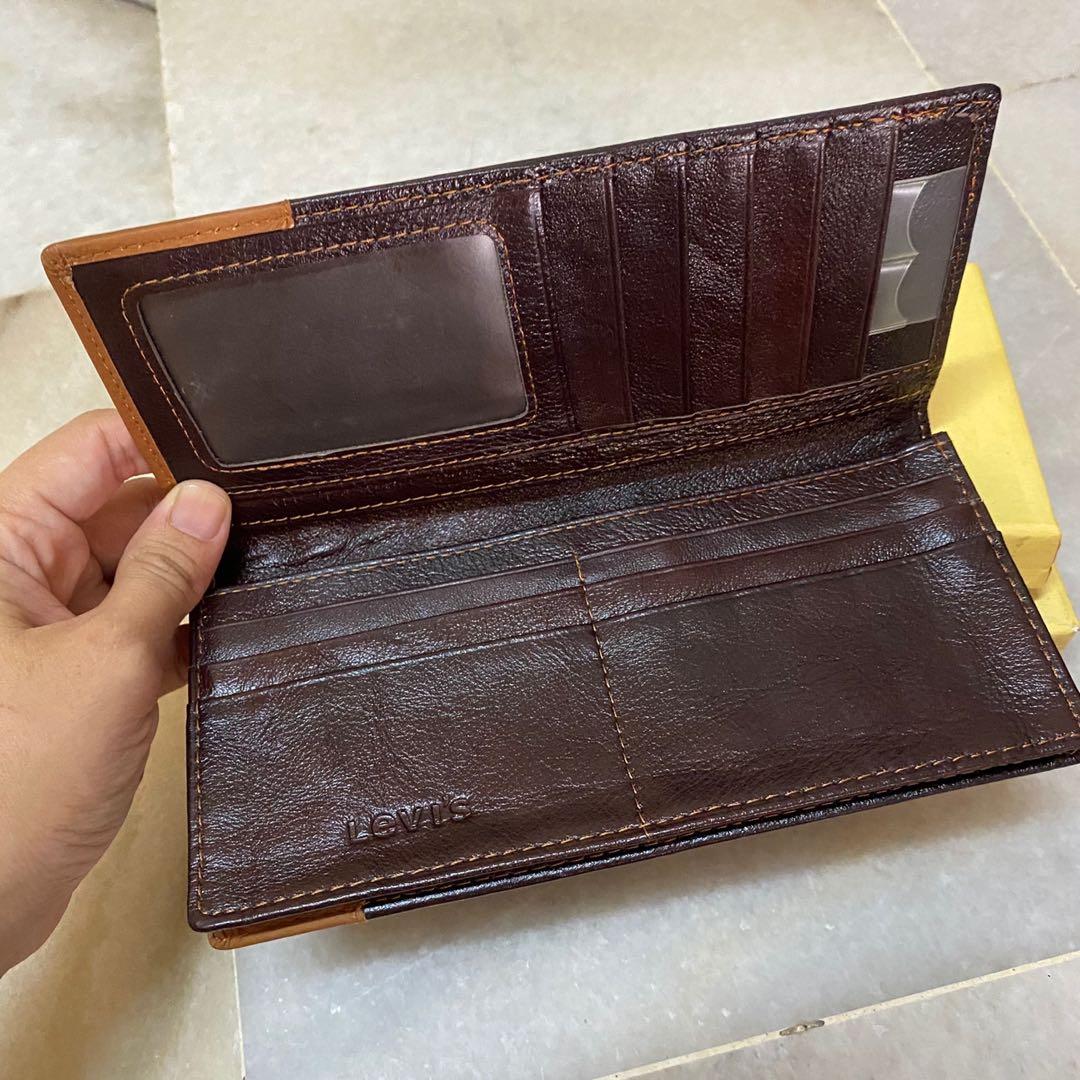 NEW* Levi's Mens Slim Fold Wallet | Slim man, Fold wallet, Leather fabric