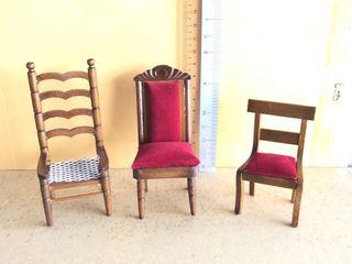 Miniature wood chairs (sold separately)