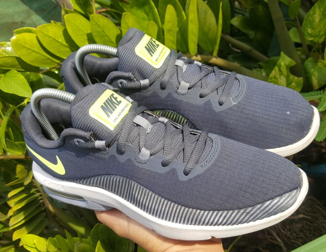 mens nike air max advantage 2