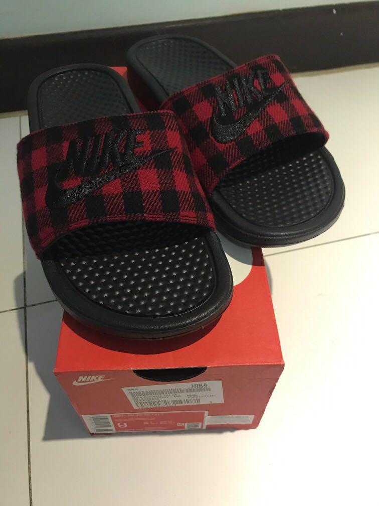 Buffalo plaid nike slides deals