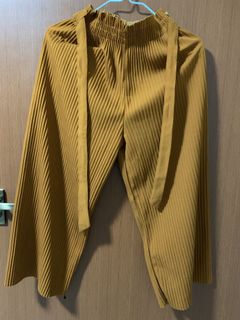 (Category: ) located in . Submitted by uyun.huda (Listing ID 1031633725, Image 1). Description: .