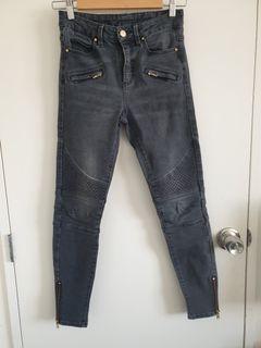 Size 6 Witchery Black jeans