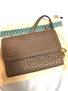（分類：）位於 。 由 sa2017 提交（商品編號 1031591044，圖片 1）。簡介： 。