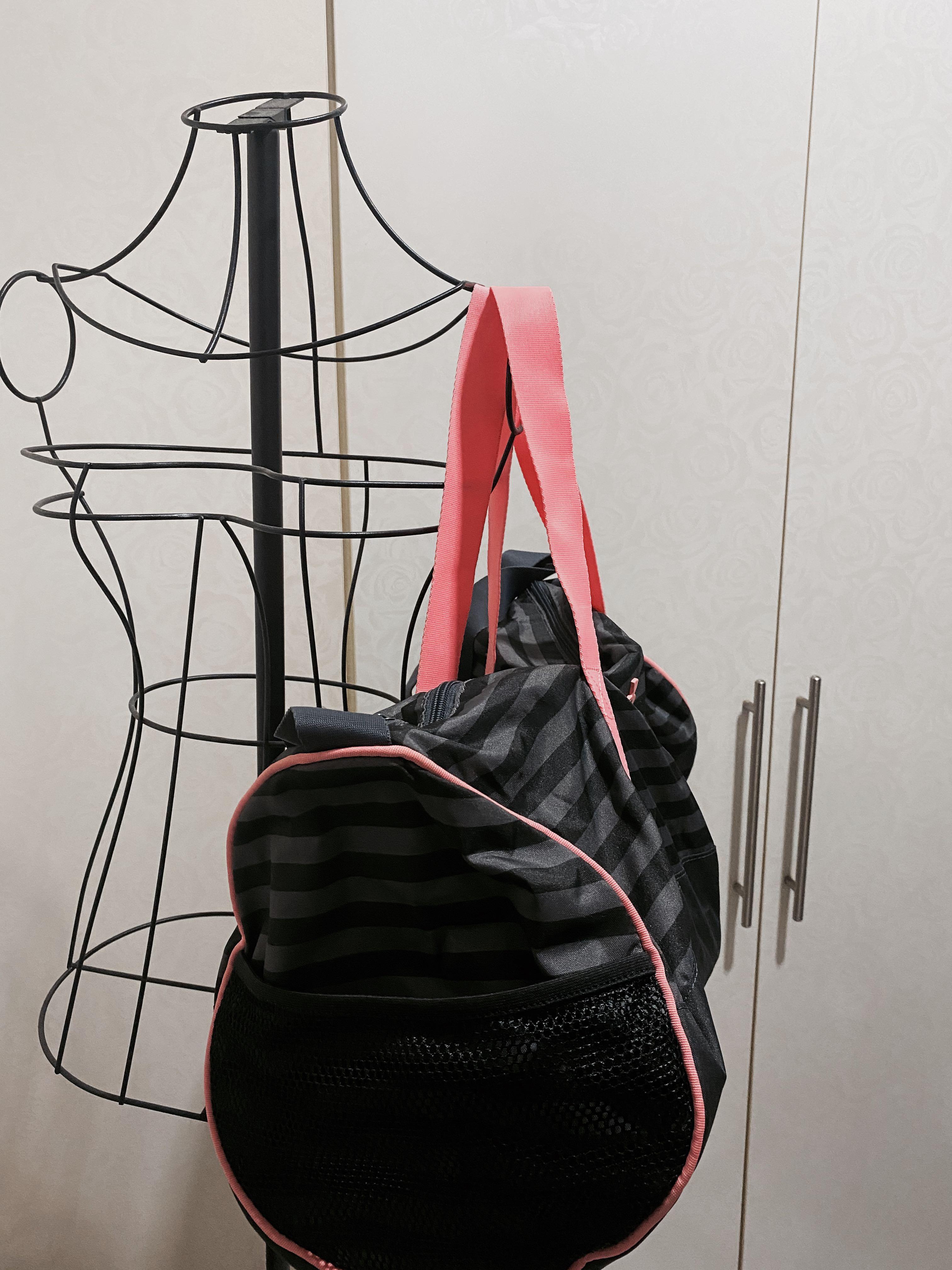 womens under armour gym bag