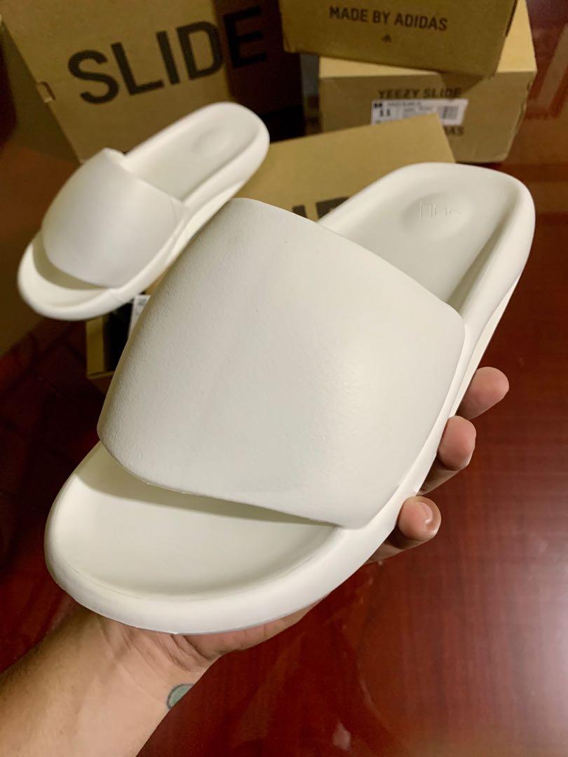 Yeezy slides best sale season 8