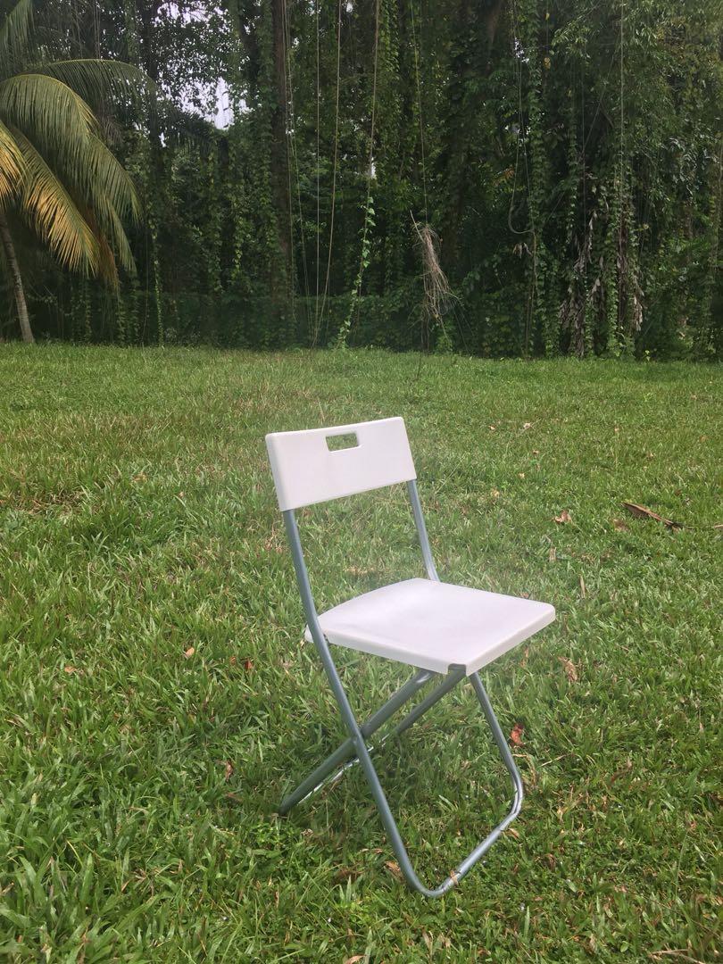 $5 folding chairs