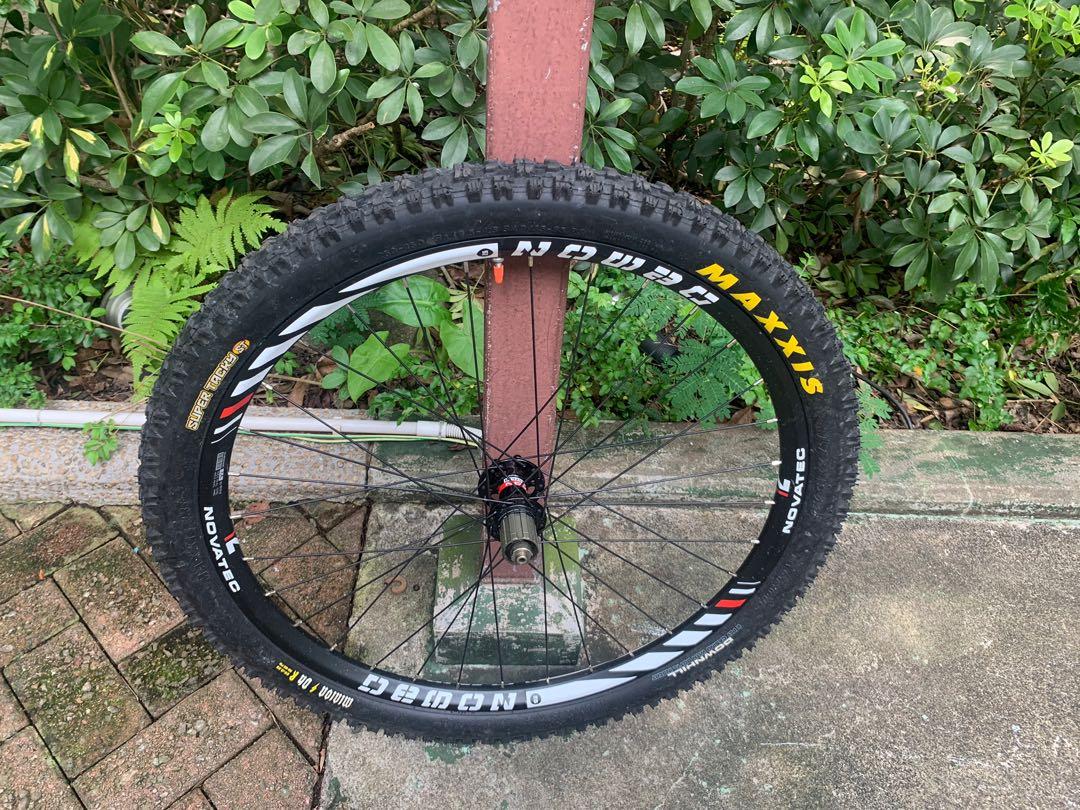 maxxis dh 26