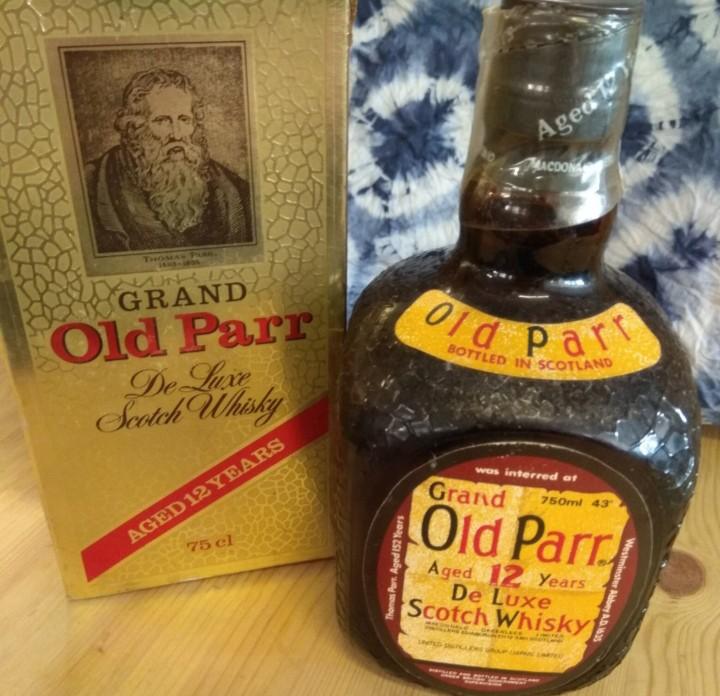 存放超過五十年未開封Grand Old Parr Scotch Whisky De luxe Aged 12