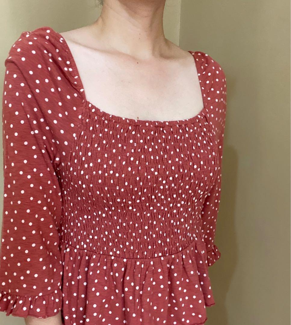 american eagle polka dot top