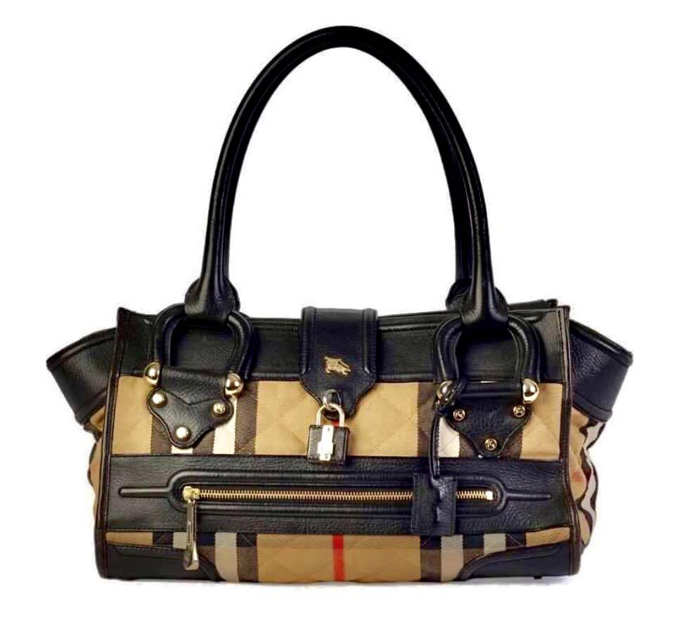 Burberry manor bag hotsell