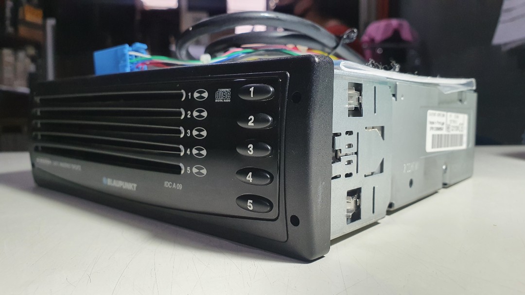 blaupunkt 5 disc cd changer idc a 09 Bnew, Car Parts & Accessories