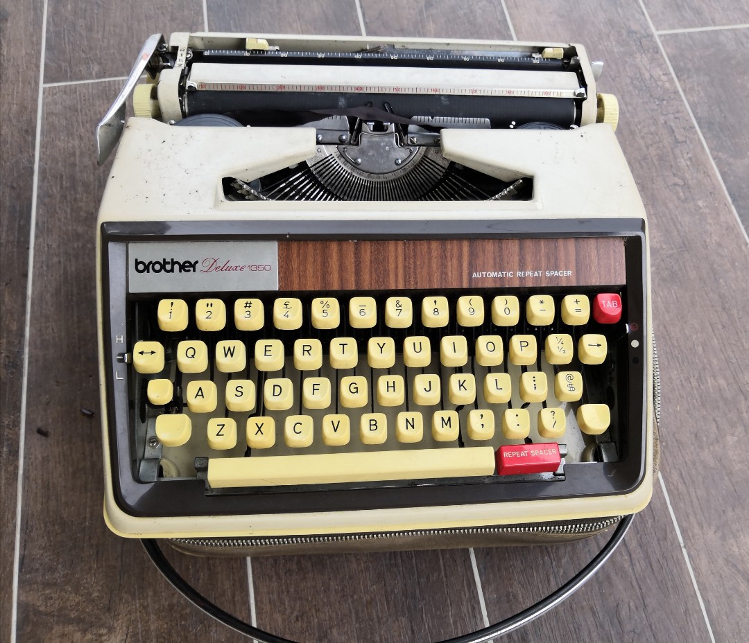 Branded old Japanese typewriter, Furniture & Home Living, Home Decor