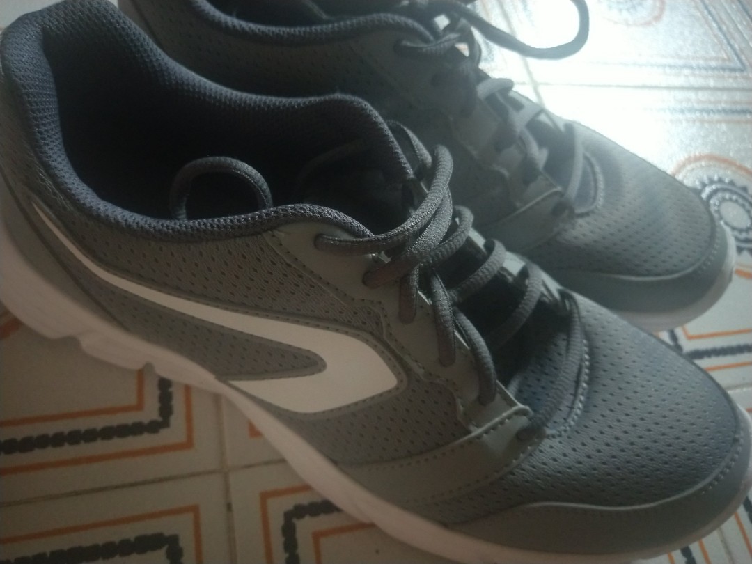 decathlon grey shoes