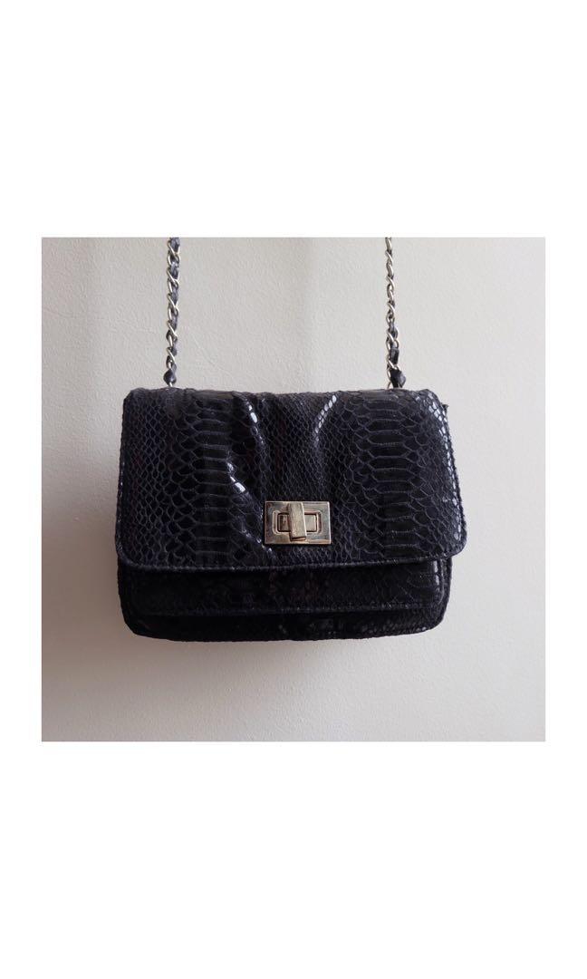Dorothy perkins sling bag clearance