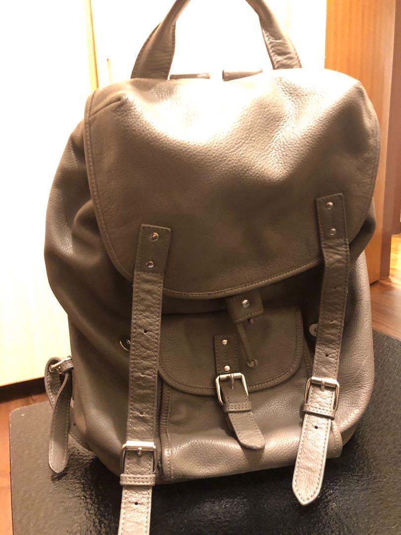 Doucal's backpack shop