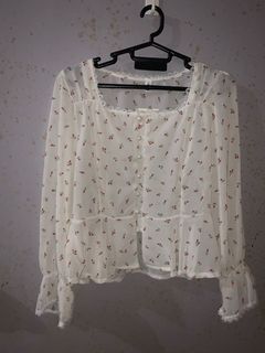 (Category: ) located in . Submitted by usedclothesme (Listing ID 1031848366, Image 1). Description: .