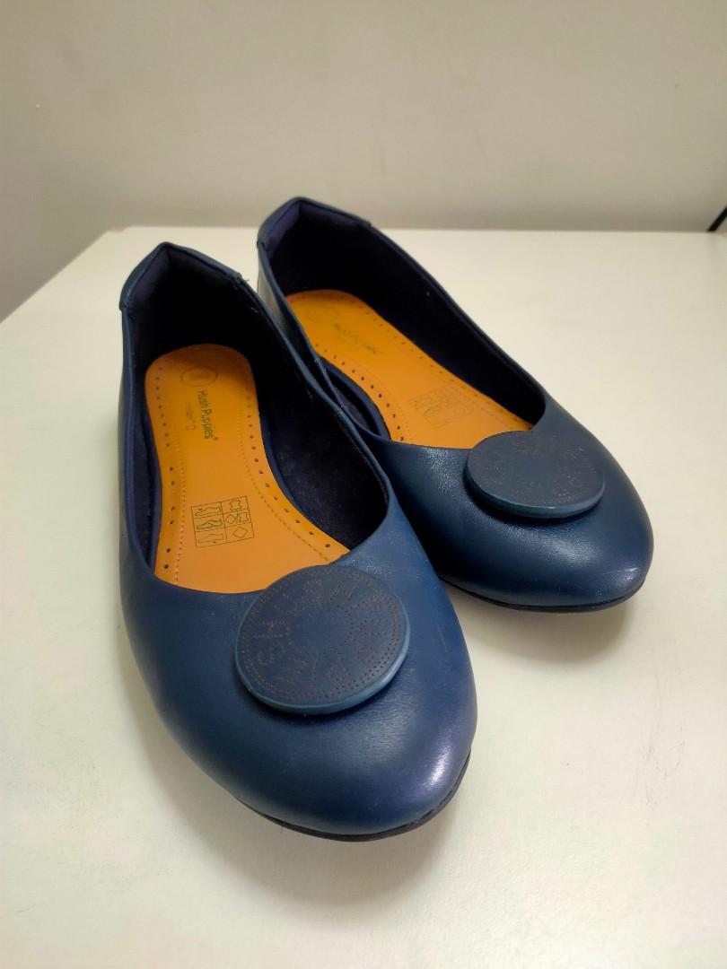 harga flat shoes hush puppies