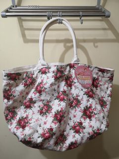 （分類：）位於 。 由 kabikeung 提交（商品編號 1031730672，圖片 1）。簡介： 。