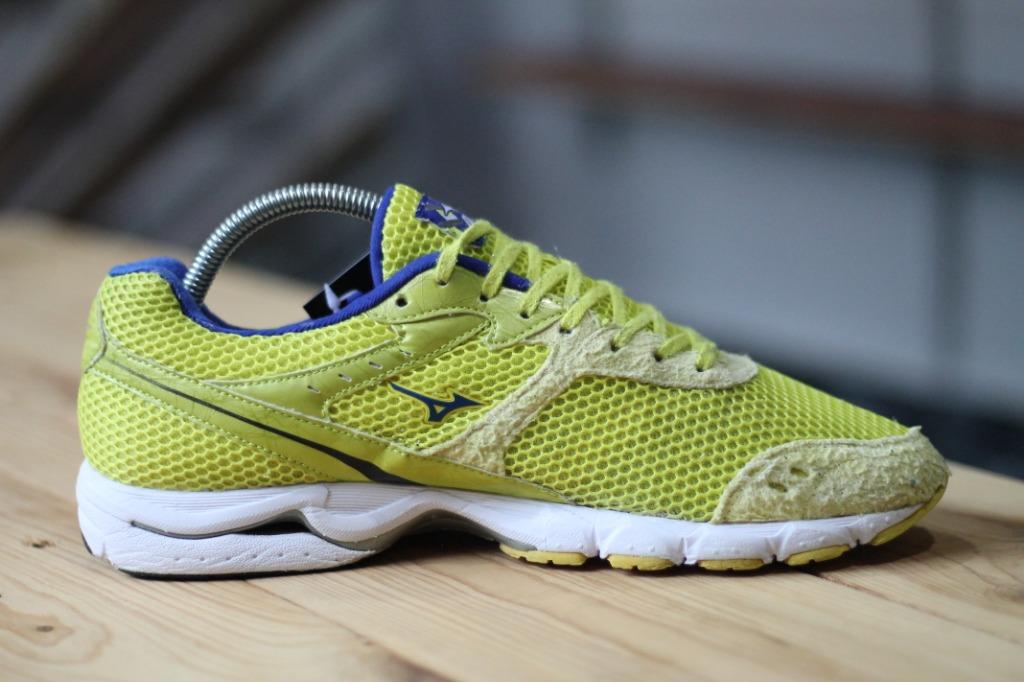 Mizuno wave outlet aero 12 price