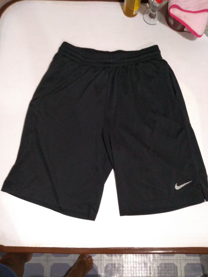 short foot nike dri fit