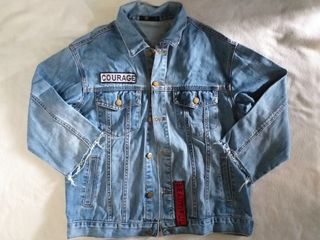 (Category: ) located in . Submitted by dclothes (Listing ID 1031796177, Image 1). Description: .