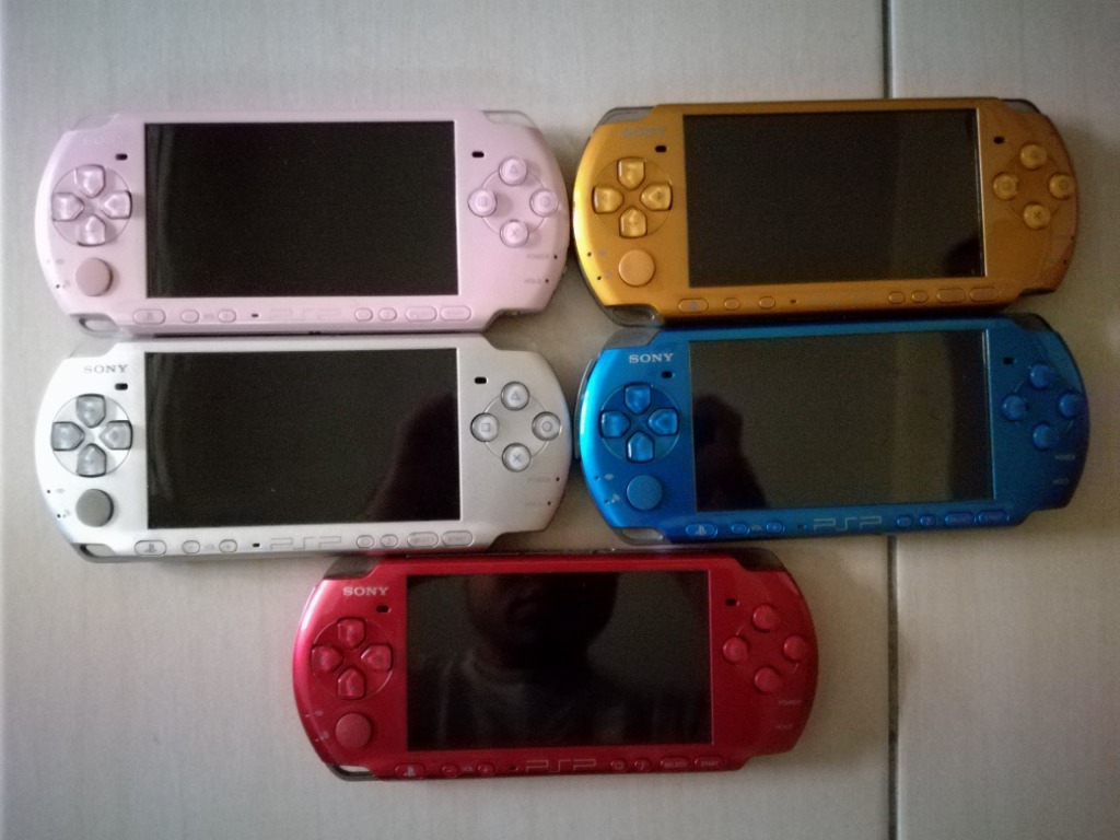 Psp 3000 Fully Jailbreak Free 23 Games 16gb Memory Card Video Gaming Video Game Consoles On Carousell