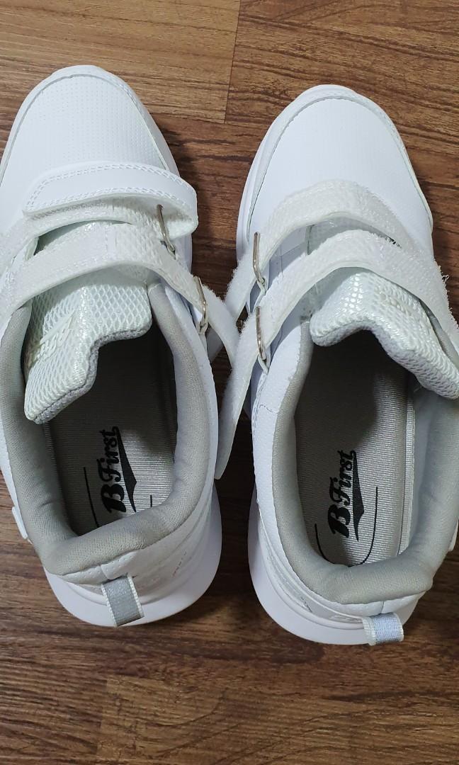 Shoes under 15 dollars discount