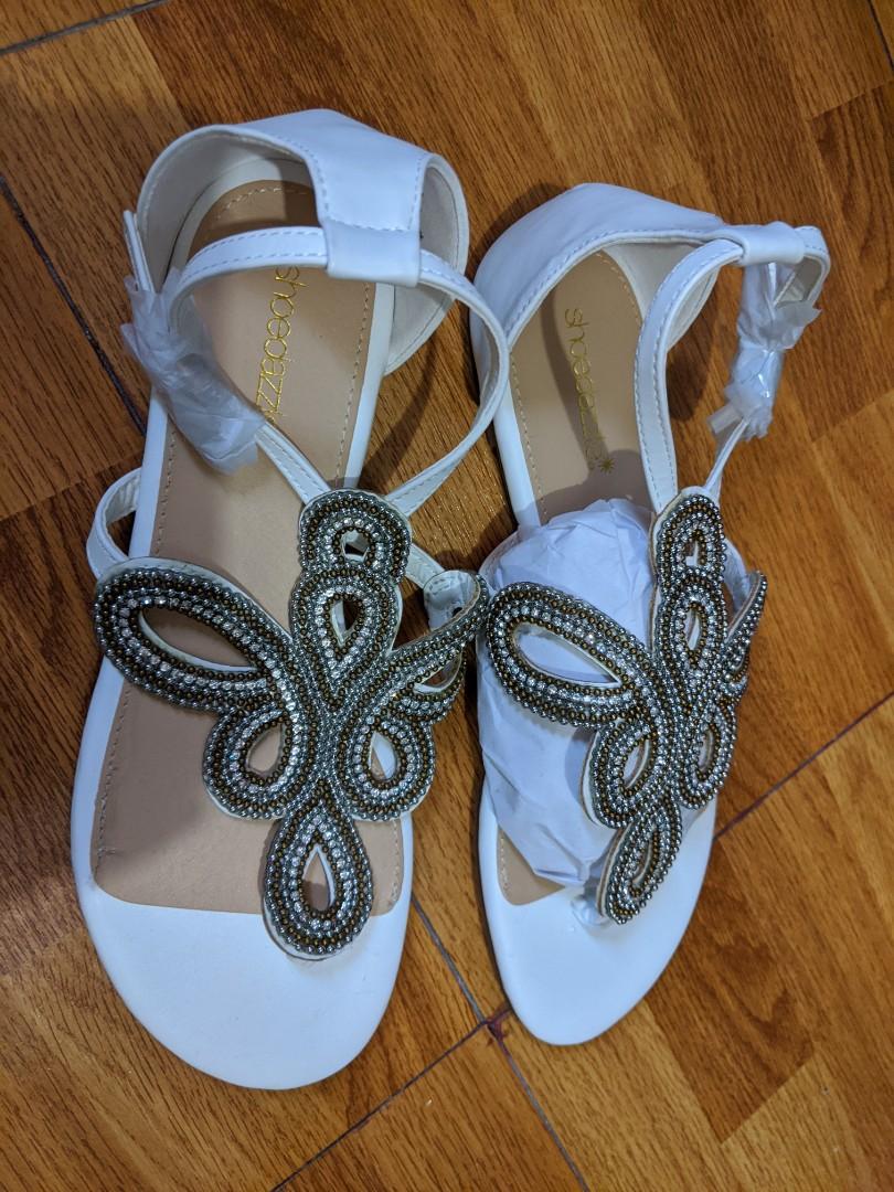 Shoedazzle deals flat sandals