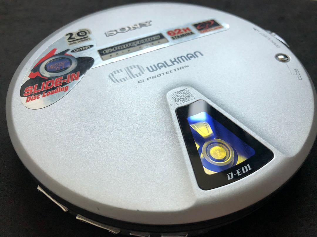Sony CD Walkman Discman D-E01 20th Anniversary model 二十周年紀念