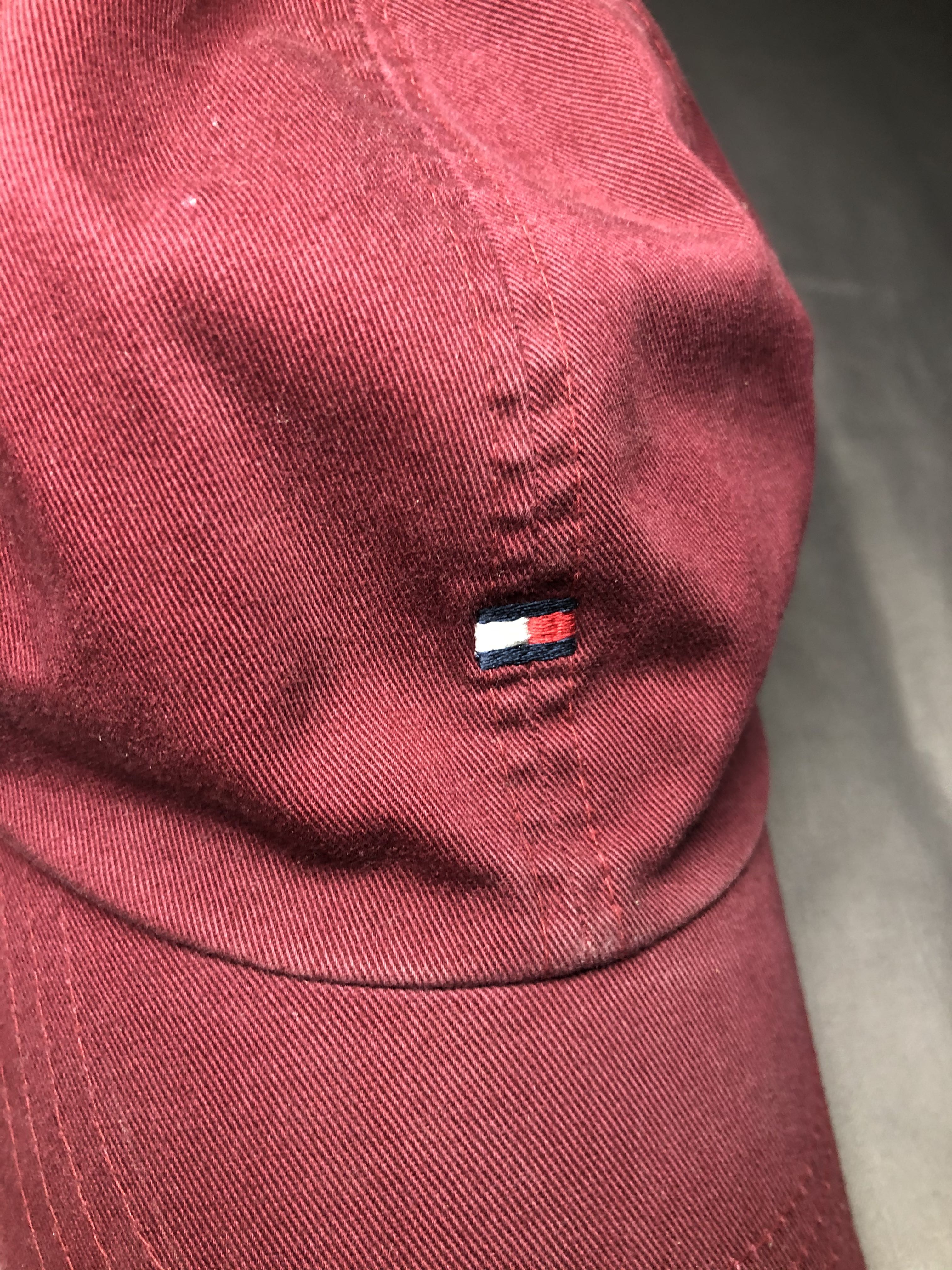 tommy hilfiger red cap