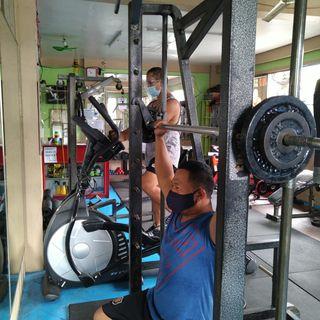 Used smith machine..in lucena
