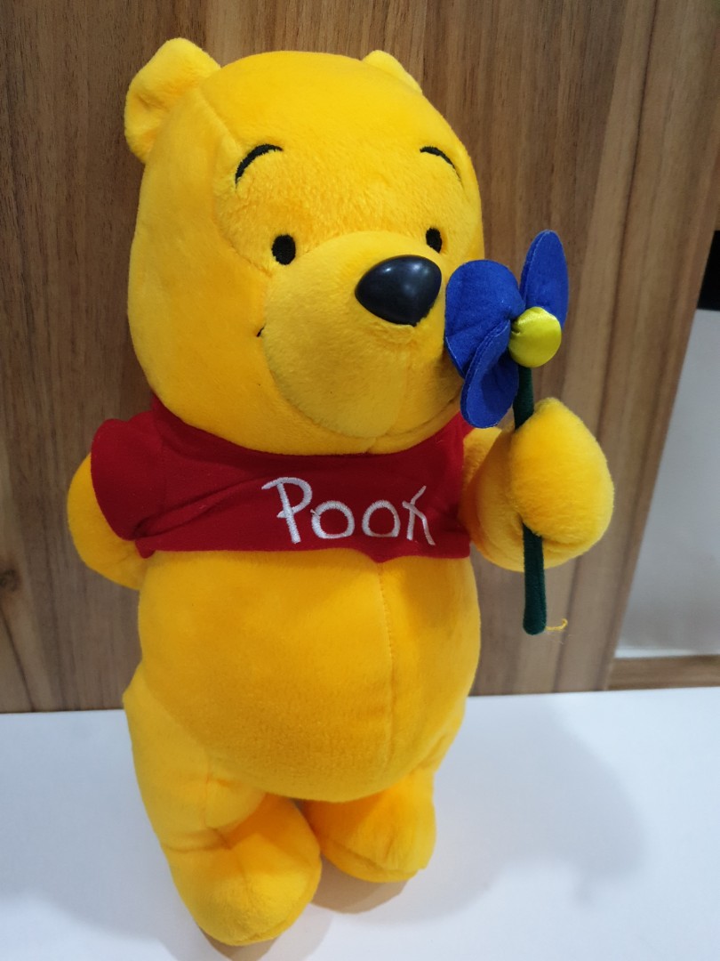 big stuffed winnie the pooh