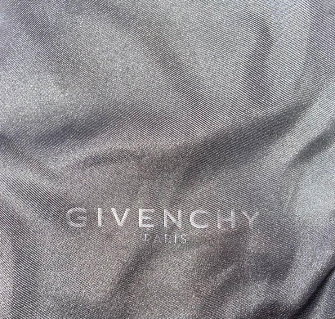 Givenchy sales holographic slides