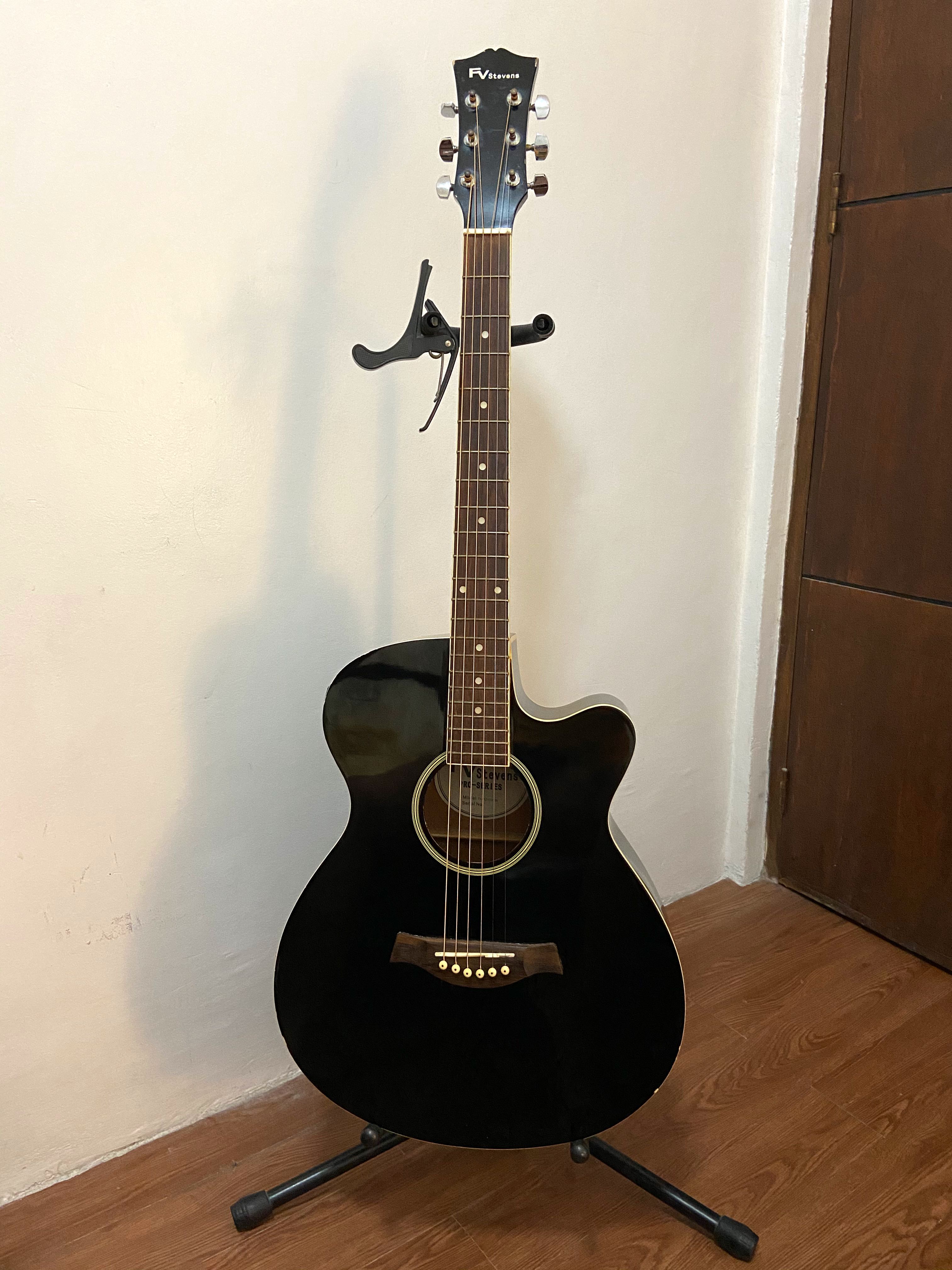 Acoustic Guitar For Sale W Free Guitar Stand Capo Music Media Music Instruments On Carousell