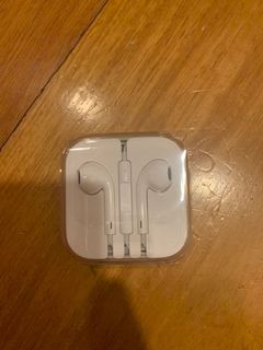 (Category: ) located in . Submitted by alyssaaa0 (Listing ID 1025744196, Image 1). Description: .